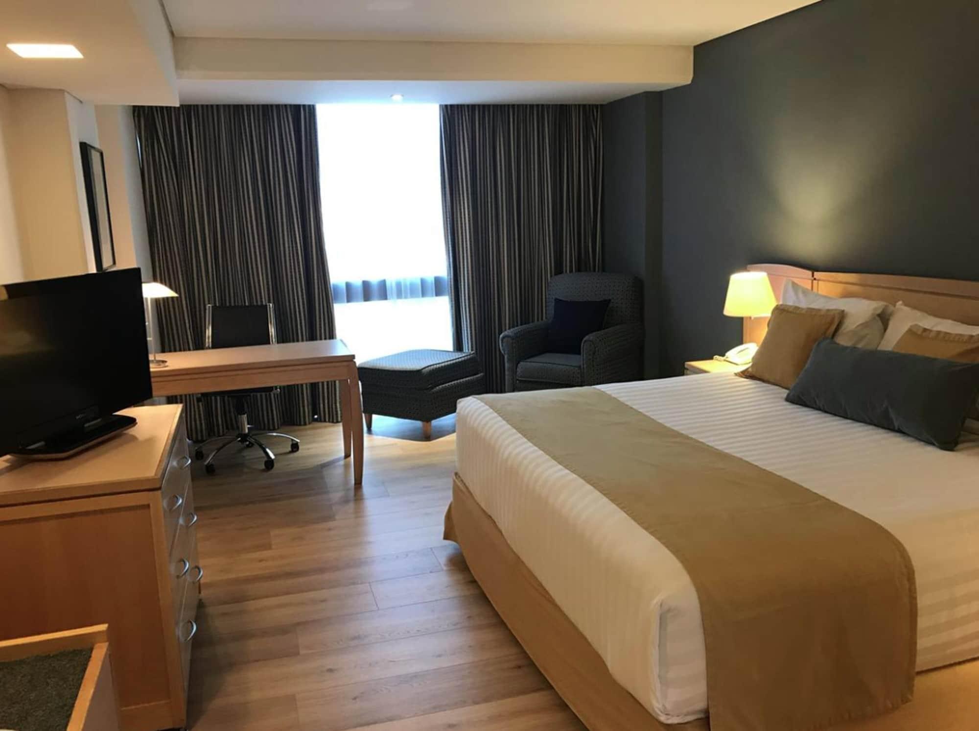 Radisson Paraiso Hotel Mexico City Exterior photo A room at the hotel
