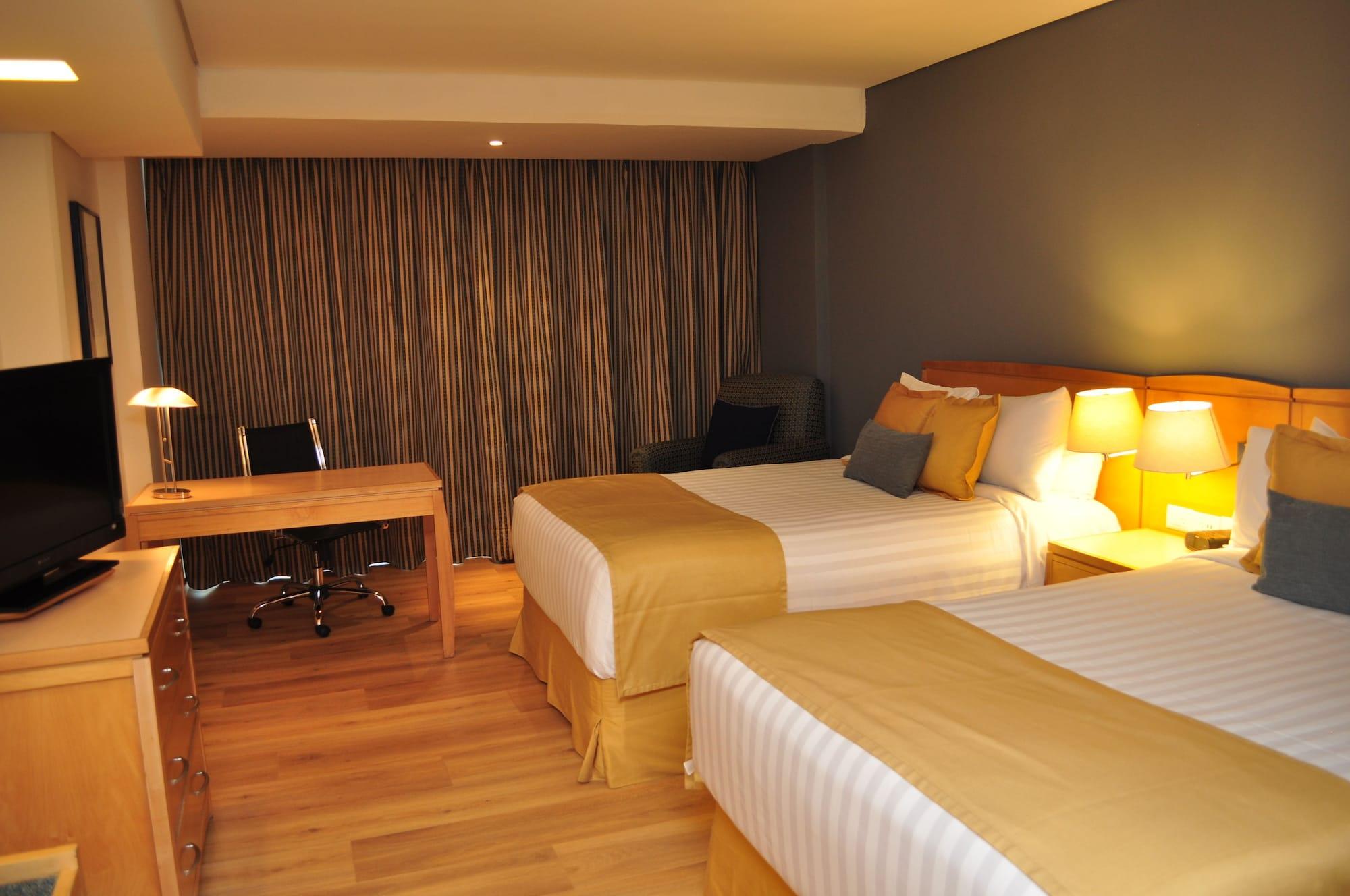 Radisson Paraiso Hotel Mexico City Exterior photo A room at the hotel
