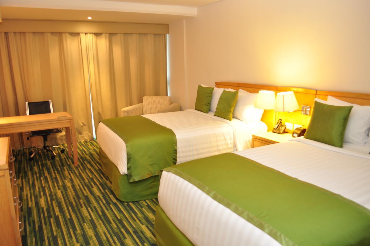 Radisson Paraiso Hotel Mexico City Exterior photo A room at the hotel