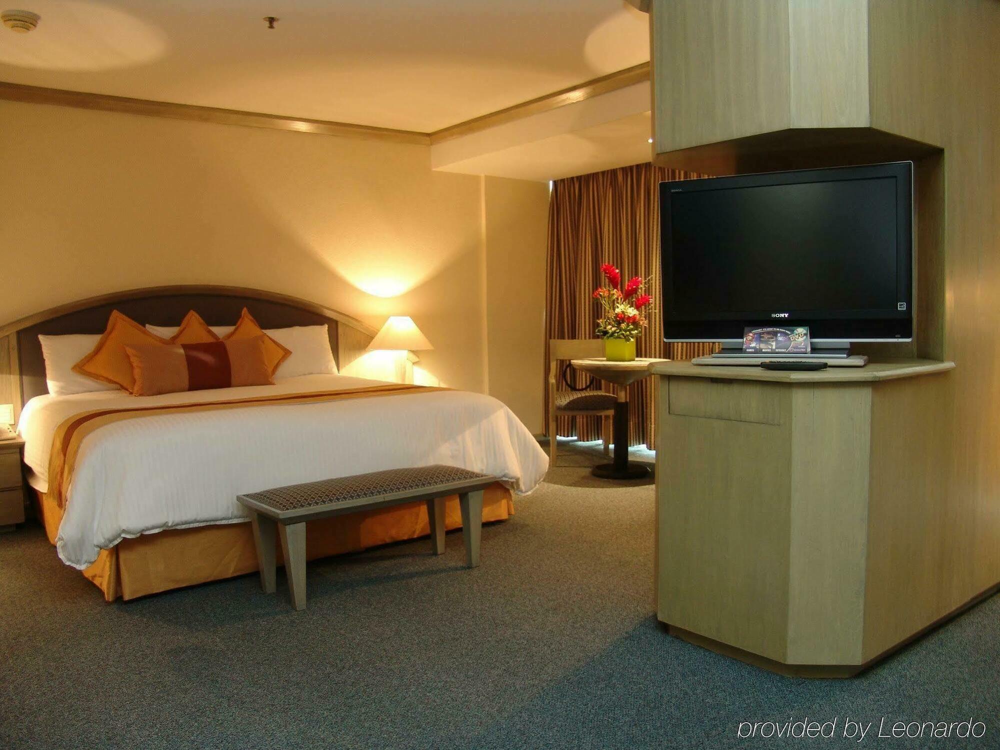 Radisson Paraiso Hotel Mexico City Exterior photo A room at the hotel